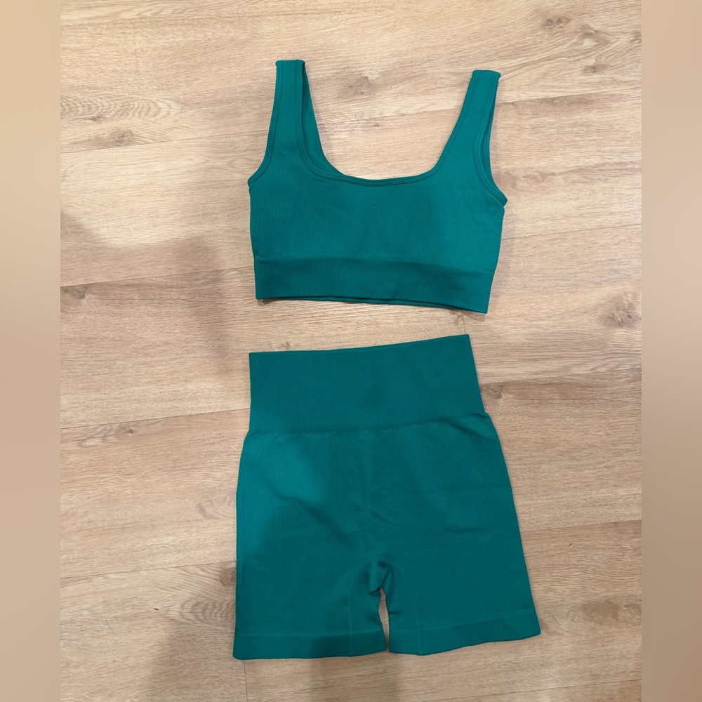 Teal Ribbed bra and bike short Set - Picture 2 of 4